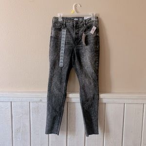 Old Navy Rockstar Super Skinny High Rise Black Acid Washed ankle size 8 Jeans
